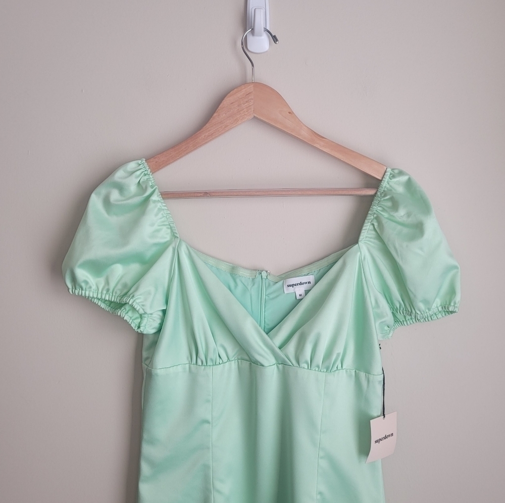 Superdown Ariel Light Lime Green Satin Mini Dress Size Medium - Picture 5 of 10